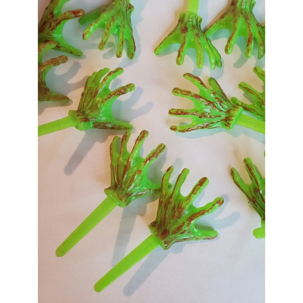 Monster Hand Cupcake Picks (20‎ Pieces) Halloween Themed Cake Decor Topper